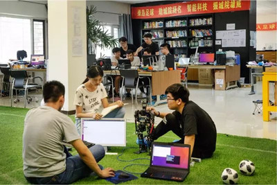 沈陽(yáng)城市學(xué)院 移動(dòng)互聯(lián)網(wǎng)研發(fā)與維護(hù)的搖籃